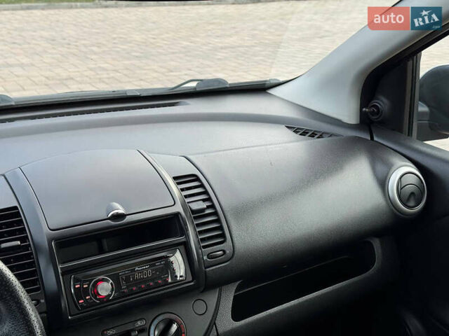 Синій Ніссан Ноут, об'ємом двигуна 1.4 л та пробігом 167 тис. км за 5650 $, фото 33 на Automoto.ua