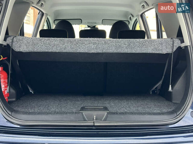 Синий Ниссан Ноут, объемом двигателя 1.6 л и пробегом 200 тыс. км за 8399 $, фото 86 на Automoto.ua