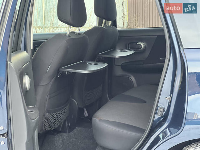 Синий Ниссан Ноут, объемом двигателя 1.6 л и пробегом 200 тыс. км за 8399 $, фото 62 на Automoto.ua