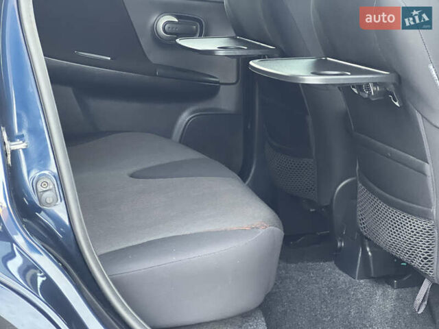 Синий Ниссан Ноут, объемом двигателя 1.6 л и пробегом 200 тыс. км за 8399 $, фото 65 на Automoto.ua