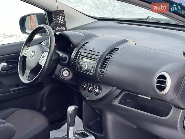 Синий Ниссан Ноут, объемом двигателя 1.6 л и пробегом 200 тыс. км за 8399 $, фото 70 на Automoto.ua