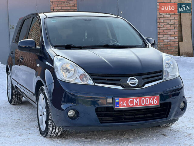 Синий Ниссан Ноут, объемом двигателя 1.6 л и пробегом 200 тыс. км за 8399 $, фото 3 на Automoto.ua