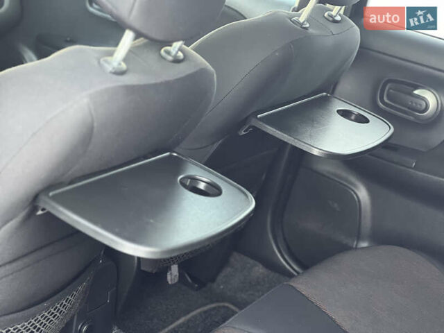 Синий Ниссан Ноут, объемом двигателя 1.6 л и пробегом 200 тыс. км за 8399 $, фото 63 на Automoto.ua