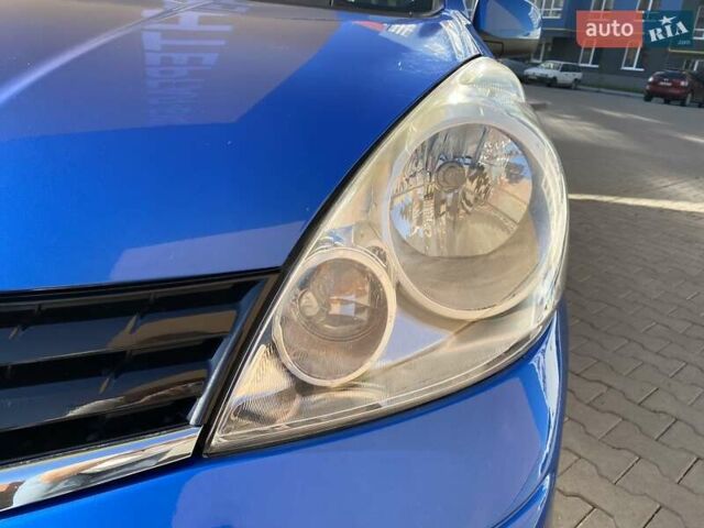 Синій Ніссан Ноут, об'ємом двигуна 1.6 л та пробігом 205 тис. км за 7200 $, фото 13 на Automoto.ua