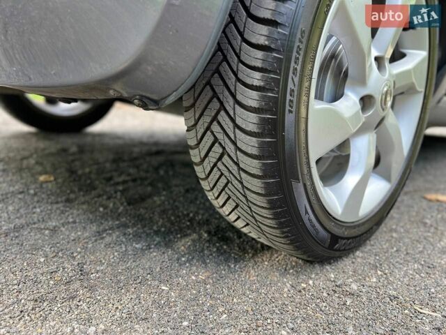 Синій Ніссан Ноут, об'ємом двигуна 1.39 л та пробігом 202 тис. км за 6190 $, фото 32 на Automoto.ua