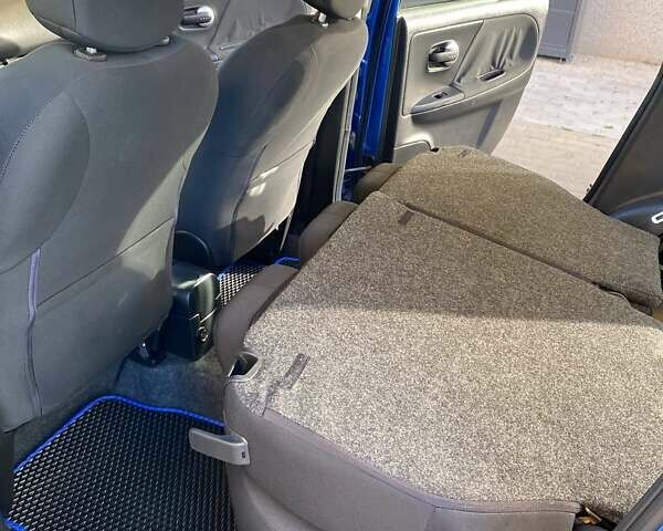 Синій Ніссан Ноут, об'ємом двигуна 1.6 л та пробігом 205 тис. км за 7200 $, фото 18 на Automoto.ua