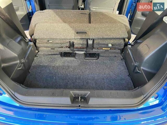 Синій Ніссан Ноут, об'ємом двигуна 1.6 л та пробігом 205 тис. км за 7200 $, фото 8 на Automoto.ua