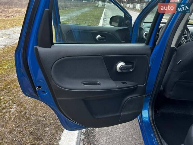 Синій Ніссан Ноут, об'ємом двигуна 1.6 л та пробігом 168 тис. км за 6900 $, фото 22 на Automoto.ua