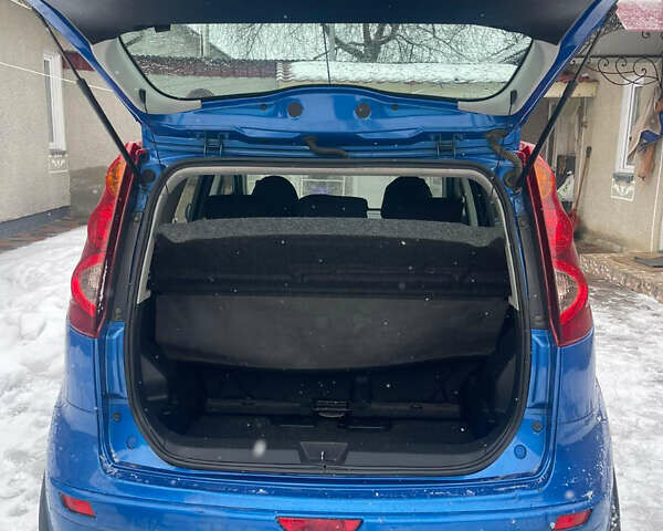 Синий Ниссан Ноут, объемом двигателя 1.46 л и пробегом 227 тыс. км за 6500 $, фото 3 на Automoto.ua