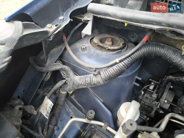 Синій Ніссан Ноут, об'ємом двигуна 1.6 л та пробігом 147 тис. км за 7799 $, фото 21 на Automoto.ua