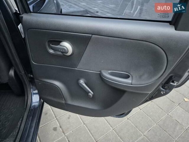 Синій Ніссан Ноут, об'ємом двигуна 1.46 л та пробігом 235 тис. км за 6300 $, фото 17 на Automoto.ua