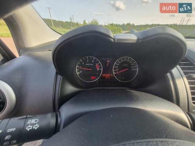 Синий Ниссан Ноут, объемом двигателя 1.46 л и пробегом 223 тыс. км за 6800 $, фото 9 на Automoto.ua