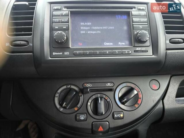 Синій Ніссан Ноут, об'ємом двигуна 1.6 л та пробігом 147 тис. км за 7799 $, фото 24 на Automoto.ua