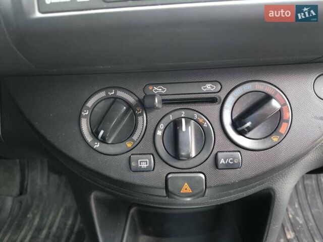 Синій Ніссан Ноут, об'ємом двигуна 1.6 л та пробігом 147 тис. км за 7799 $, фото 14 на Automoto.ua