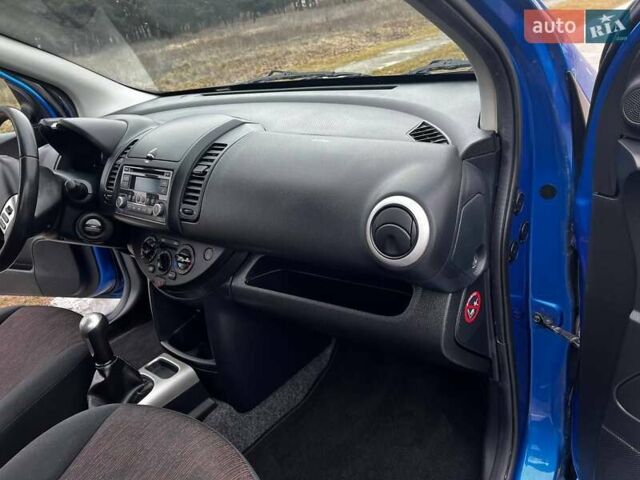 Синій Ніссан Ноут, об'ємом двигуна 1.6 л та пробігом 168 тис. км за 6900 $, фото 29 на Automoto.ua