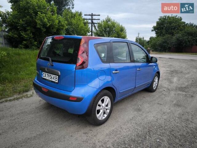 Синій Ніссан Ноут, об'ємом двигуна 1.6 л та пробігом 147 тис. км за 7799 $, фото 2 на Automoto.ua