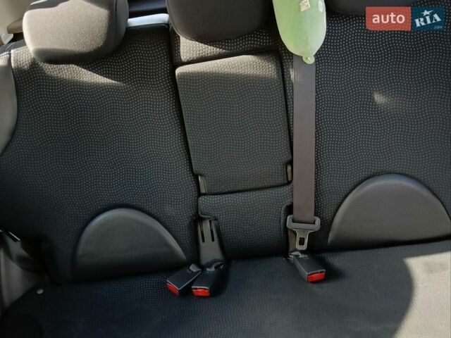 Синий Ниссан Ноут, объемом двигателя 1.5 л и пробегом 172 тыс. км за 6300 $, фото 10 на Automoto.ua