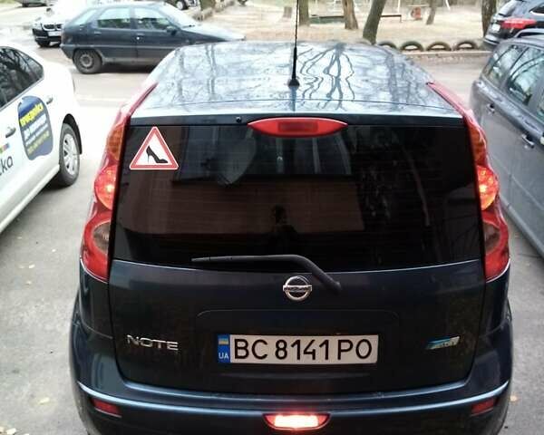 Синий Ниссан Ноут, объемом двигателя 1.5 л и пробегом 200 тыс. км за 6200 $, фото 1 на Automoto.ua