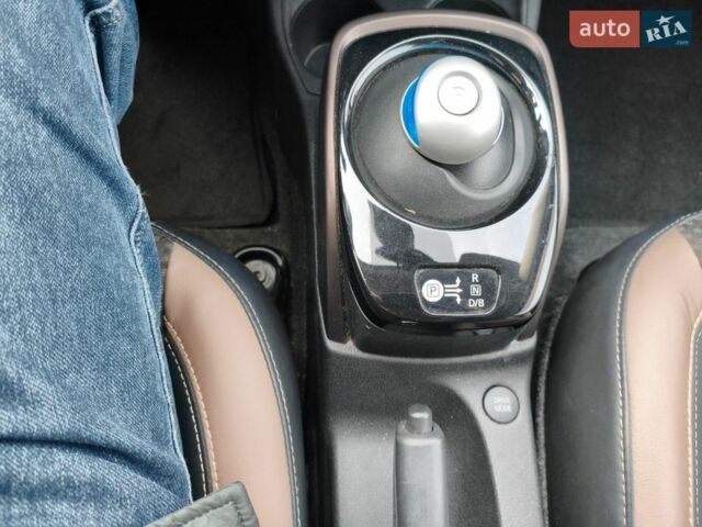 Синій Ніссан Ноут, об'ємом двигуна 1.2 л та пробігом 91 тис. км за 10800 $, фото 23 на Automoto.ua