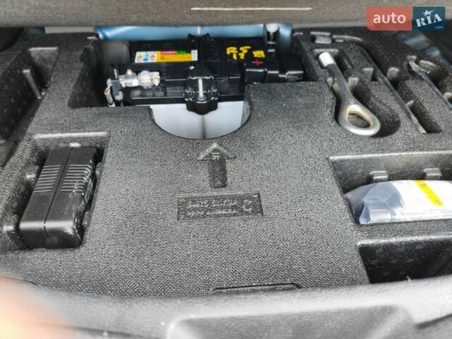 Синій Ніссан Ноут, об'ємом двигуна 1.2 л та пробігом 91 тис. км за 10800 $, фото 12 на Automoto.ua