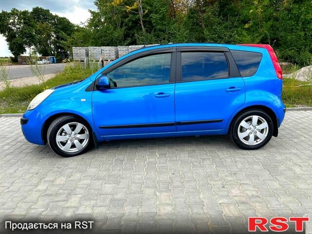 Синій Ніссан Ноут, об'ємом двигуна 1.5 л та пробігом 370 тис. км за 4300 $, фото 1 на Automoto.ua