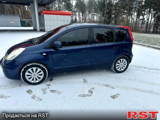 Синий Ниссан Ноут, объемом двигателя 1.5 л и пробегом 233 тыс. км за 4999 $, фото 5 на Automoto.ua