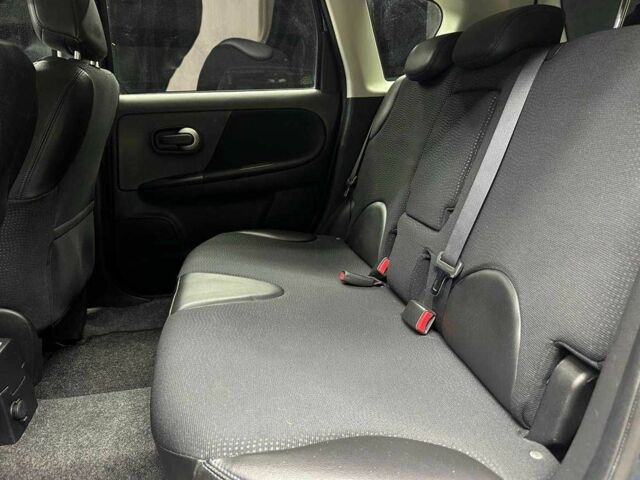 Синий Ниссан Ноут, объемом двигателя 1.6 л и пробегом 167 тыс. км за 10300 $, фото 11 на Automoto.ua