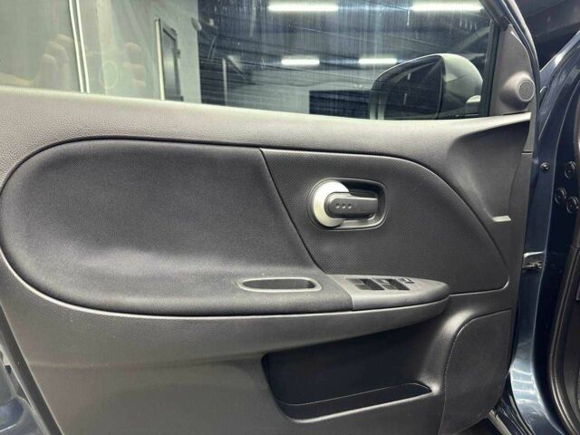 Синий Ниссан Ноут, объемом двигателя 1.6 л и пробегом 167 тыс. км за 10300 $, фото 7 на Automoto.ua