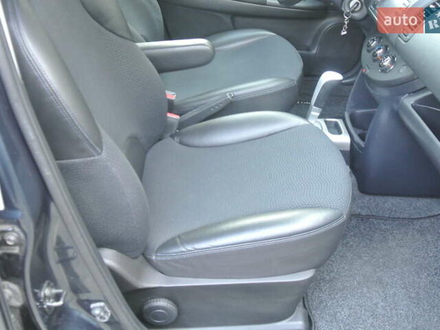 Зеленый Ниссан Ноут, объемом двигателя 1.6 л и пробегом 167 тыс. км за 9600 $, фото 14 на Automoto.ua