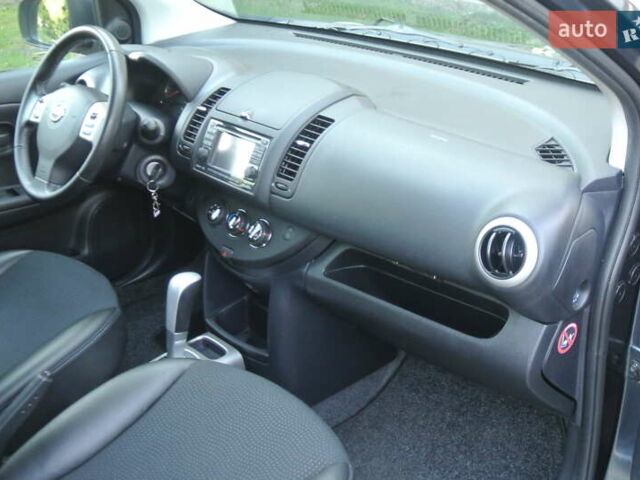 Зеленый Ниссан Ноут, объемом двигателя 1.6 л и пробегом 167 тыс. км за 9600 $, фото 13 на Automoto.ua