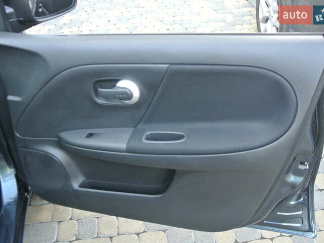 Зеленый Ниссан Ноут, объемом двигателя 1.6 л и пробегом 167 тыс. км за 9600 $, фото 16 на Automoto.ua