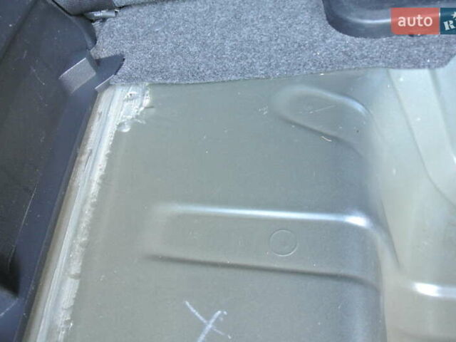 Зеленый Ниссан Ноут, объемом двигателя 1.6 л и пробегом 167 тыс. км за 9600 $, фото 33 на Automoto.ua