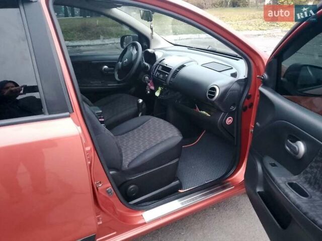 Ніссан Ноут 2006 у Києві на Automoto.ua Помаранчевий Ніссан Ноут, об'ємом двигуна 1.4 л та пробігом 167 тис. км за 5500 $, фото 3 на Automoto.ua