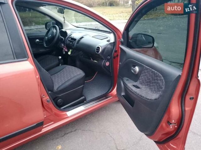 Ніссан Ноут 2006 у Києві на Automoto.ua Помаранчевий Ніссан Ноут, об'ємом двигуна 1.4 л та пробігом 167 тис. км за 5500 $, фото 6 на Automoto.ua
