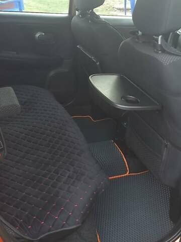 Оранжевый Ниссан Ноут, объемом двигателя 1.6 л и пробегом 210 тыс. км за 5000 $, фото 6 на Automoto.ua