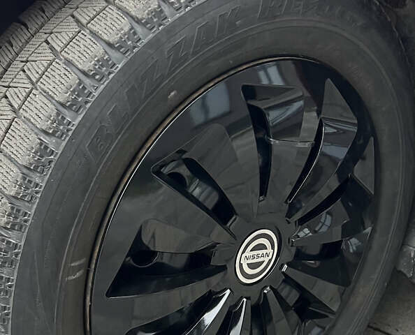 Помаранчевий Ніссан Ноут, об'ємом двигуна 1.6 л та пробігом 231 тис. км за 4199 $, фото 1 на Automoto.ua