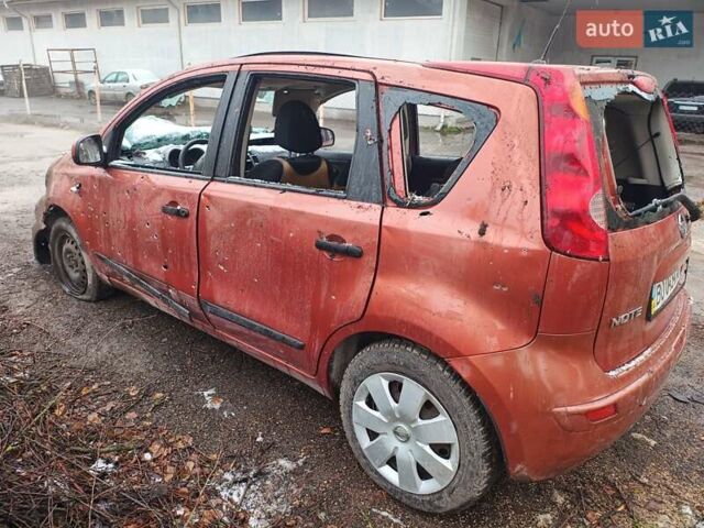 Оранжевый Ниссан Ноут, объемом двигателя 0 л и пробегом 83 тыс. км за 2200 $, фото 5 на Automoto.ua