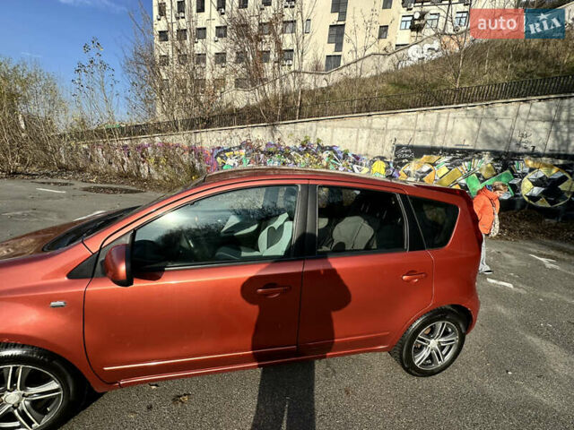 Помаранчевий Ніссан Ноут, об'ємом двигуна 1.6 л та пробігом 211 тис. км за 6600 $, фото 14 на Automoto.ua