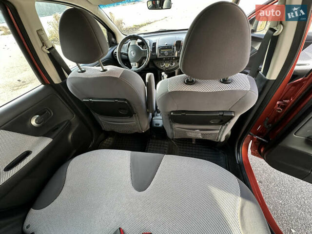 Помаранчевий Ніссан Ноут, об'ємом двигуна 1.6 л та пробігом 211 тис. км за 6600 $, фото 9 на Automoto.ua