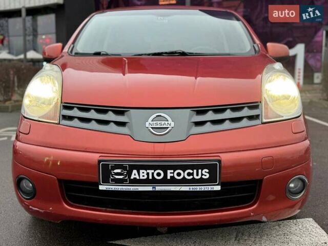 Оранжевый Ниссан Ноут, объемом двигателя 1.6 л и пробегом 211 тыс. км за 7490 $, фото 2 на Automoto.ua