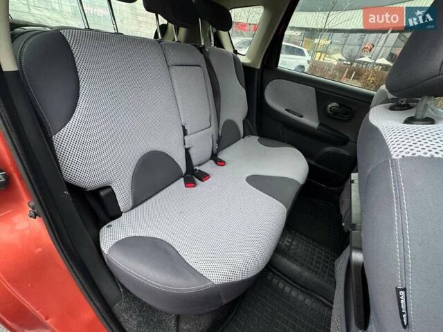 Оранжевый Ниссан Ноут, объемом двигателя 1.6 л и пробегом 211 тыс. км за 7490 $, фото 9 на Automoto.ua