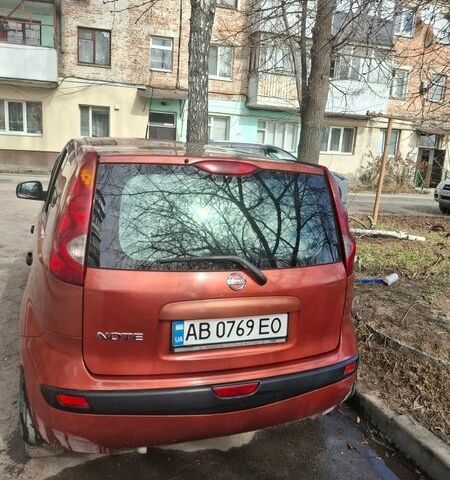 Оранжевый Ниссан Ноут, объемом двигателя 1.6 л и пробегом 470 тыс. км за 4999 $, фото 9 на Automoto.ua