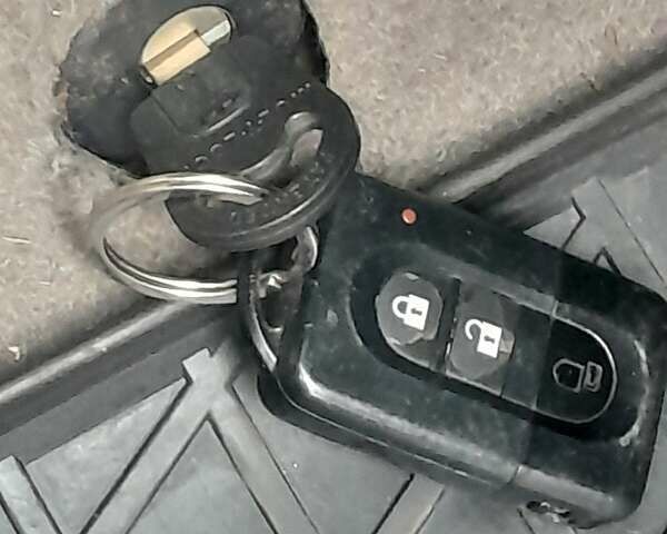 Оранжевый Ниссан Ноут, объемом двигателя 1.6 л и пробегом 135 тыс. км за 5999 $, фото 33 на Automoto.ua