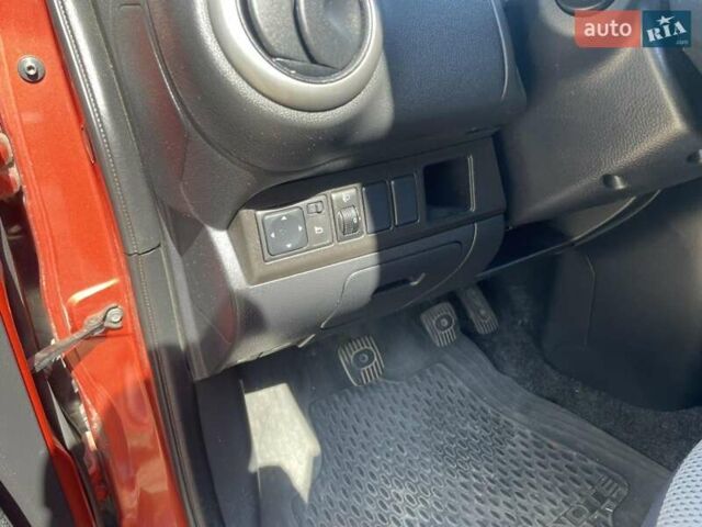 Помаранчевий Ніссан Ноут, об'ємом двигуна 1.39 л та пробігом 214 тис. км за 5400 $, фото 30 на Automoto.ua