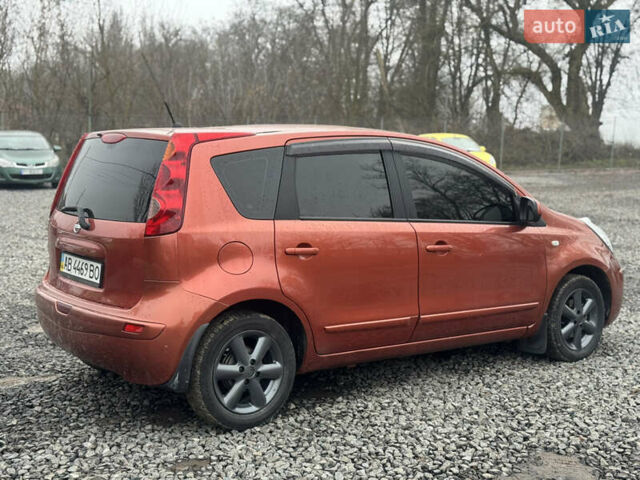 Помаранчевий Ніссан Ноут, об'ємом двигуна 1.6 л та пробігом 204 тис. км за 6500 $, фото 8 на Automoto.ua