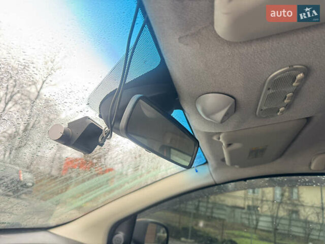 Помаранчевий Ніссан Ноут, об'ємом двигуна 1.6 л та пробігом 204 тис. км за 6500 $, фото 12 на Automoto.ua