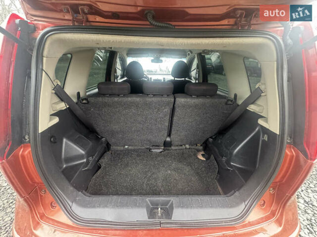 Помаранчевий Ніссан Ноут, об'ємом двигуна 1.6 л та пробігом 204 тис. км за 6500 $, фото 20 на Automoto.ua