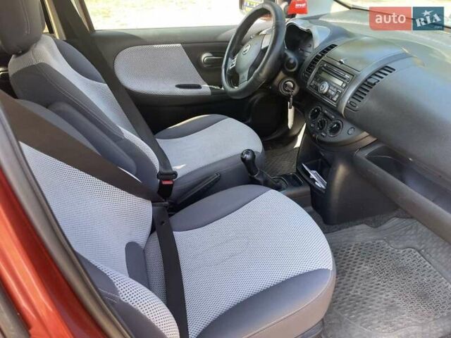 Помаранчевий Ніссан Ноут, об'ємом двигуна 1.39 л та пробігом 214 тис. км за 5400 $, фото 16 на Automoto.ua