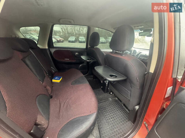 Помаранчевий Ніссан Ноут, об'ємом двигуна 1.6 л та пробігом 204 тис. км за 6500 $, фото 21 на Automoto.ua