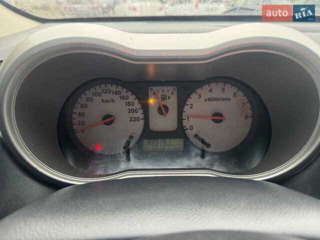 Помаранчевий Ніссан Ноут, об'ємом двигуна 1.6 л та пробігом 204 тис. км за 6500 $, фото 11 на Automoto.ua